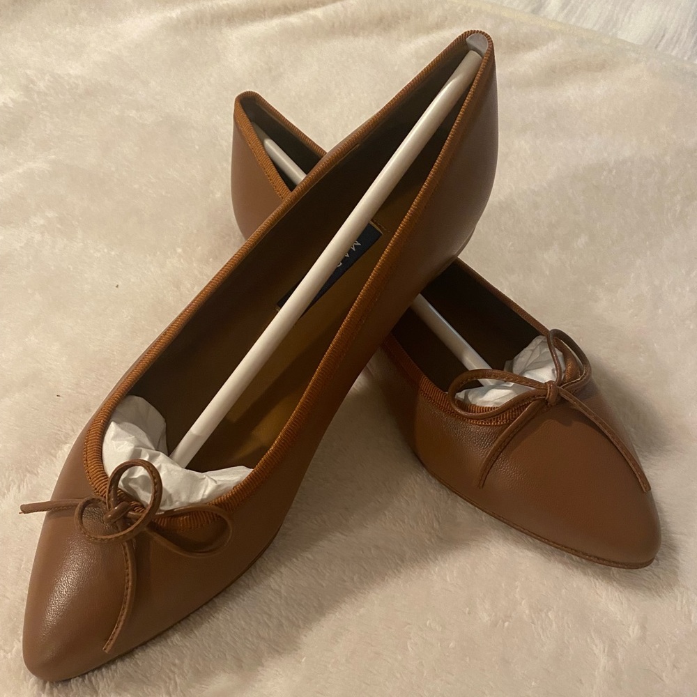 Margaux “The Pointe” flat in Saddle Nappa